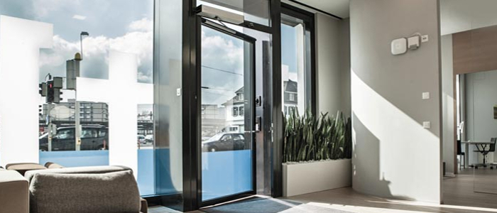 Gilgen FD20 - Effortless swing door automation by design and in everyday use. Gallery Image