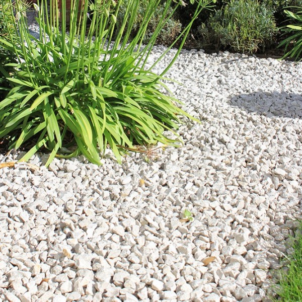 Limestone Chippings Gallery Image