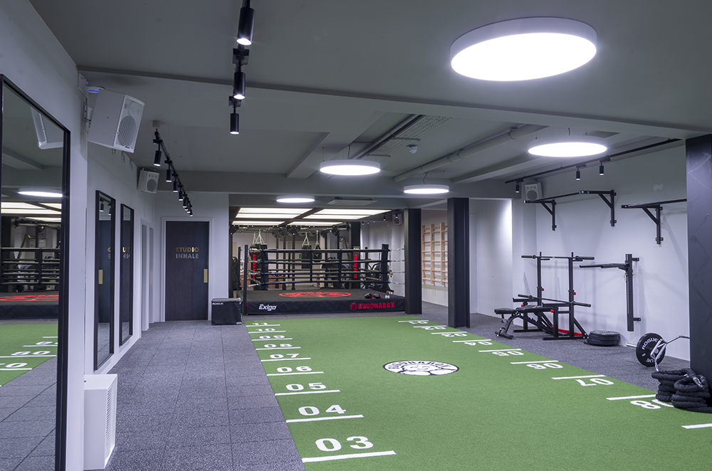 Buddhabox Gym, Berkeley Street London

Circular pendants, track and spots and colour-changing light boxes designed and supplied by Lighting Force Gallery Image