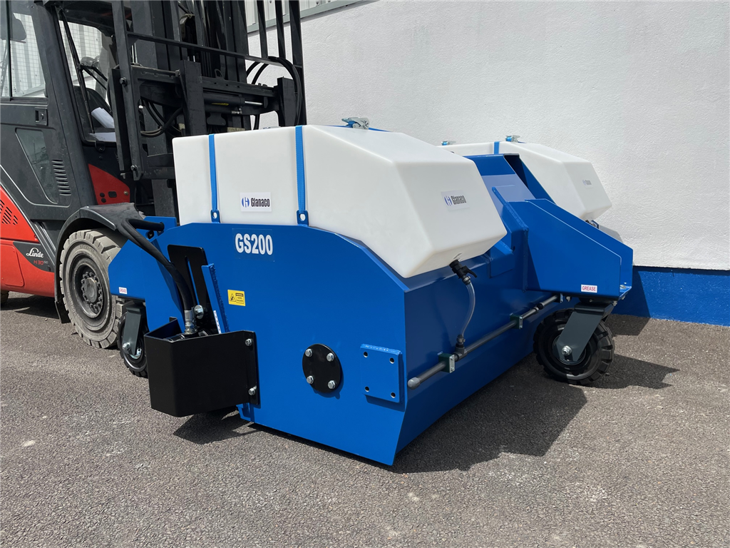 GS200 Attachment Sweeper Gallery Image