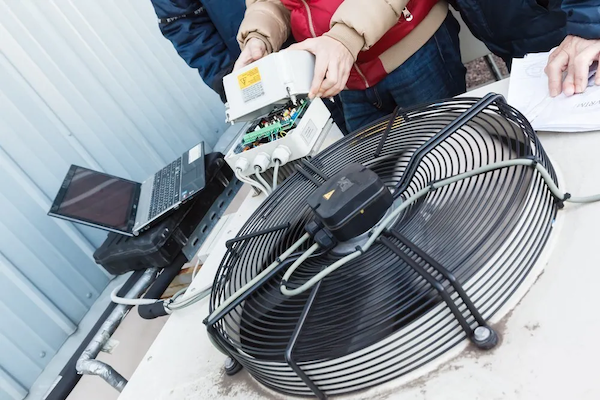 Air Conditioning Maintenance Services Gallery Image